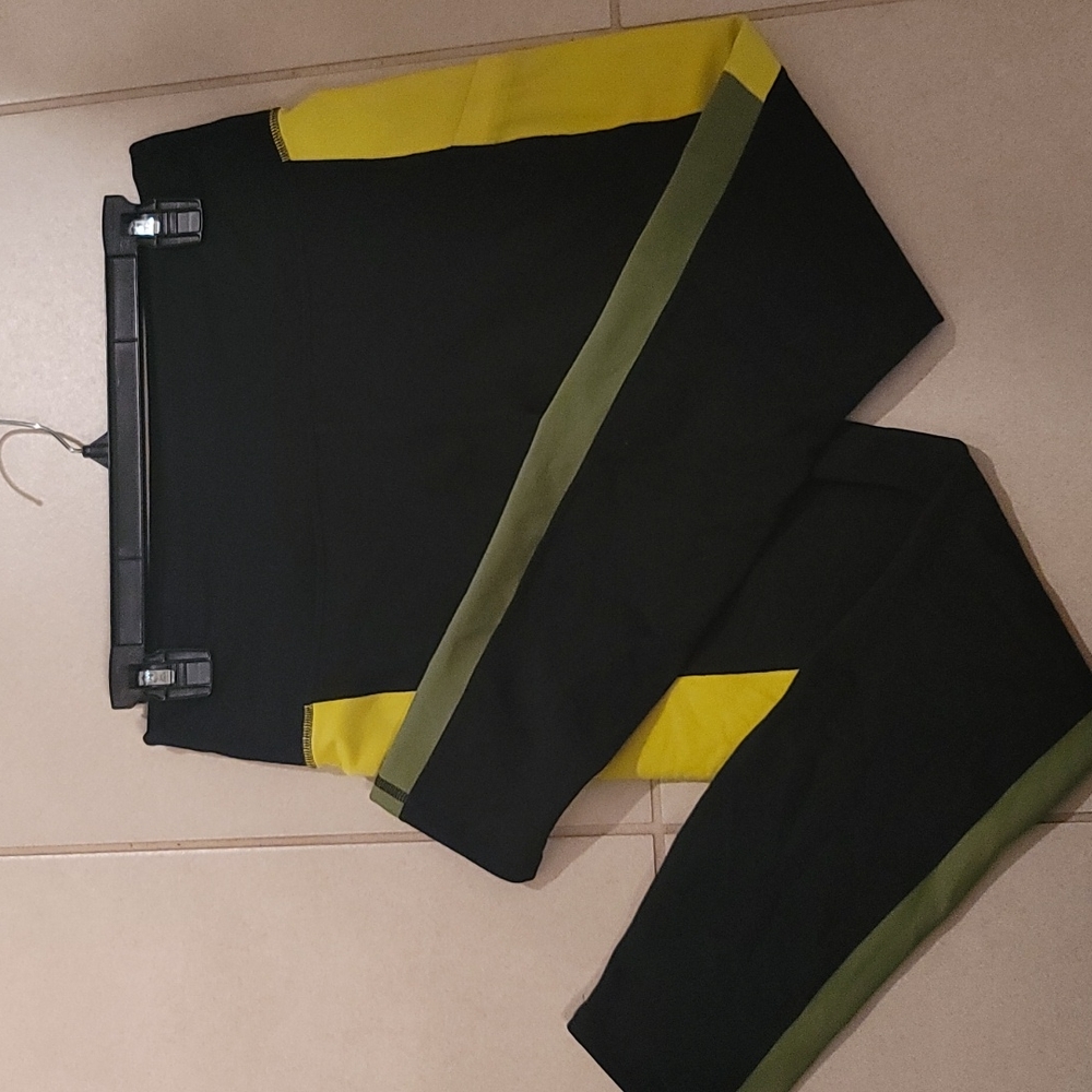 FABLETICS - Picture 3 of 4